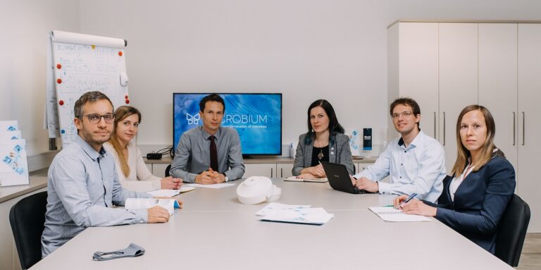 Produkt startupa Microbium sam oceni kvaliteto vode
