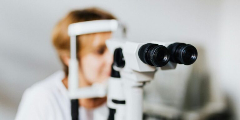 Globalni preboj slovenskega podjetja: kako je Smart Optometry zgradil rešitev AmblyoPlay