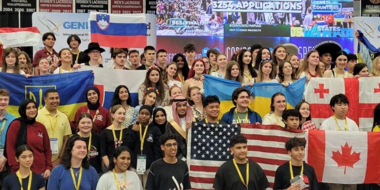 Mladi slovenski podjetniki navdušili na svetovnem tekmovanju GENIUS Olympiad 2026